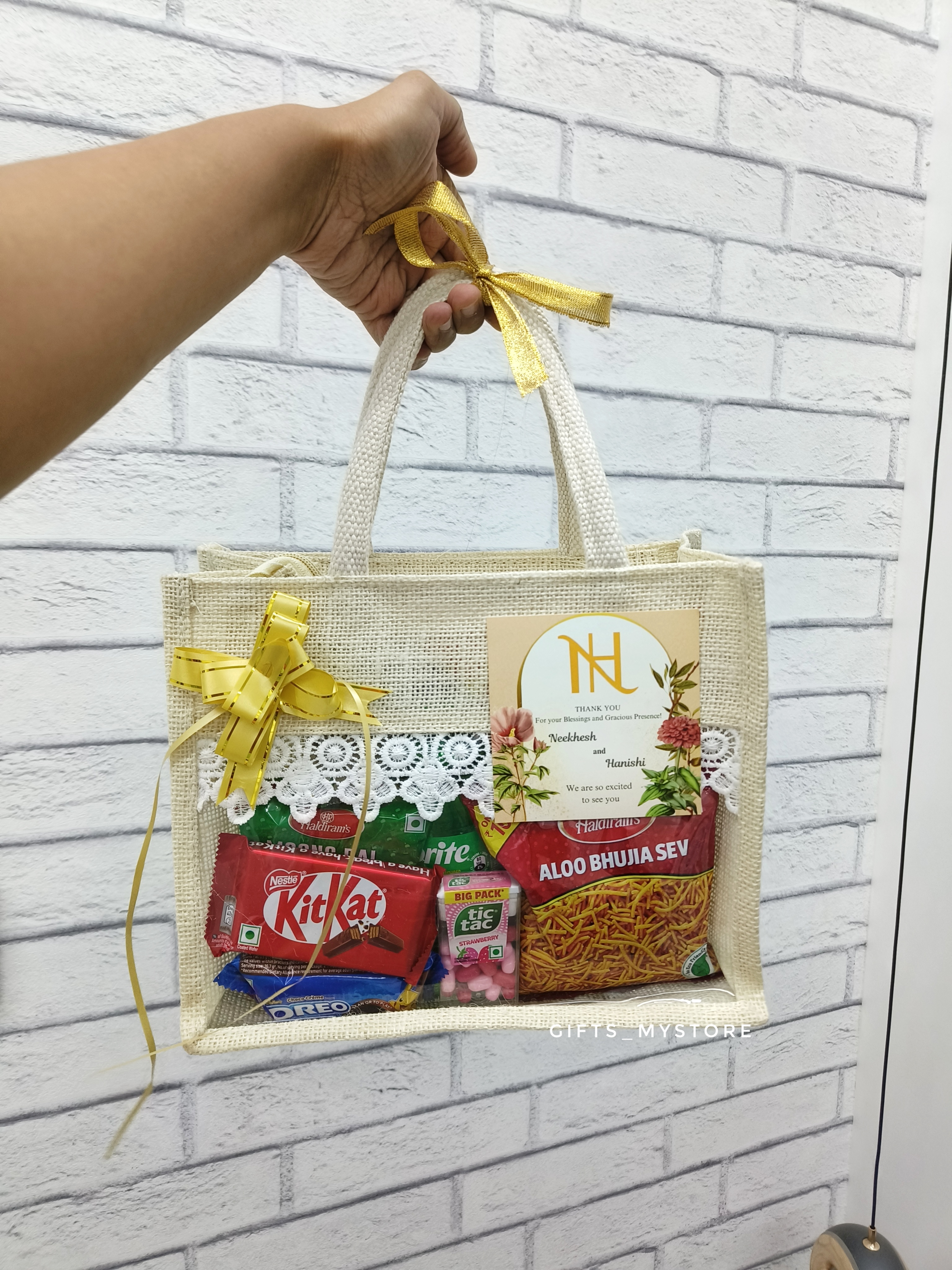 ROOM HAMPERS -1